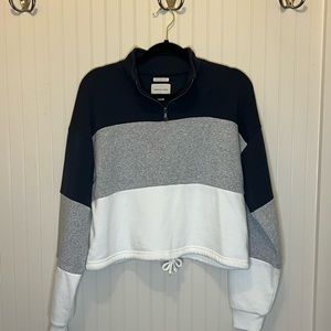 American Eagle cropped sweatshirt